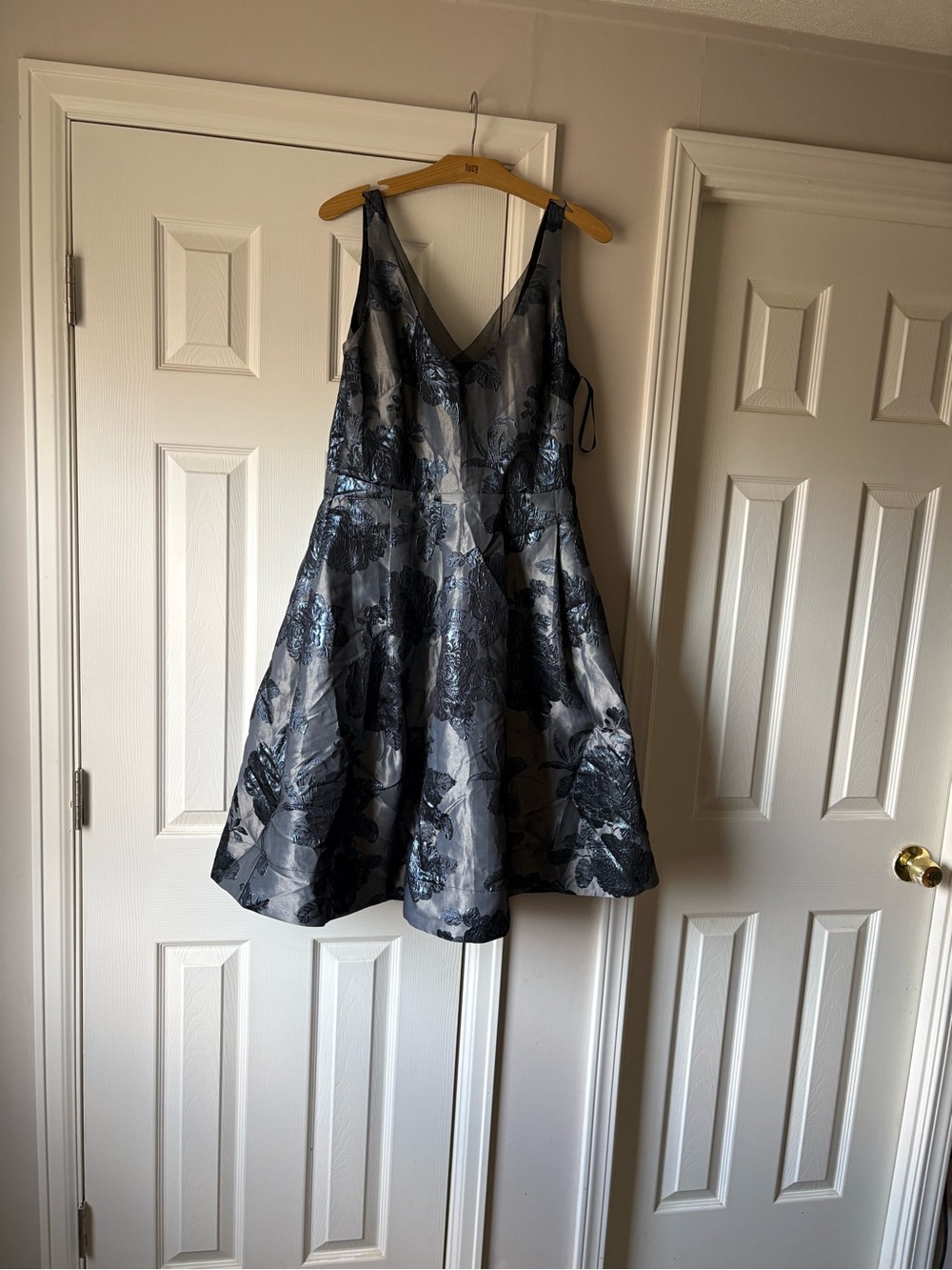 White House Black Market Silver Floral V-Neck Midi Dress